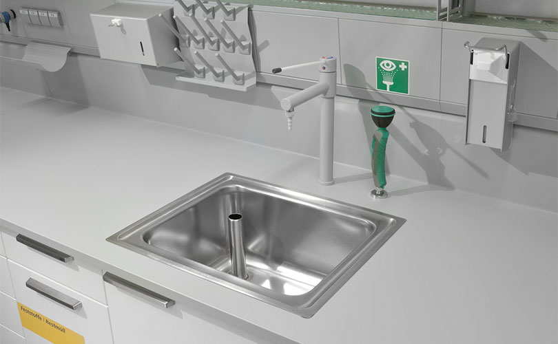 Laboratory sinks with built-in basin