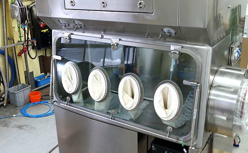 Isolator Glove Box Images Gloves and Descriptions