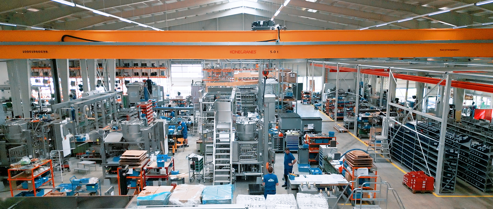 Einblick in die neue Montagehalle "Halle 40"