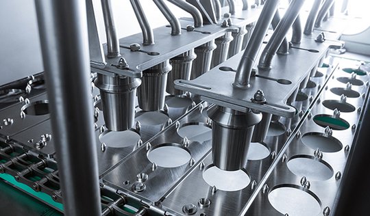 Abfüllanlage Kunststoffbecher