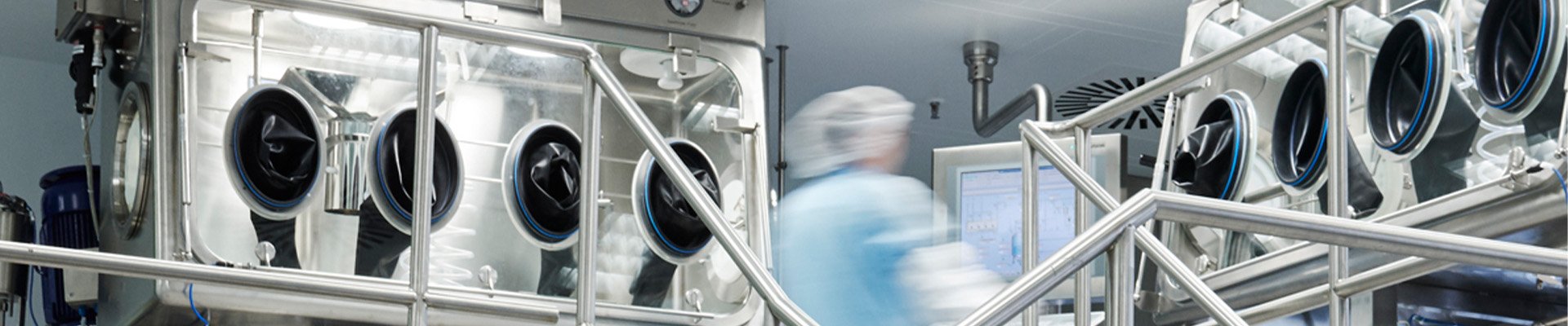 Isolatoranlage mit Bedienpanel