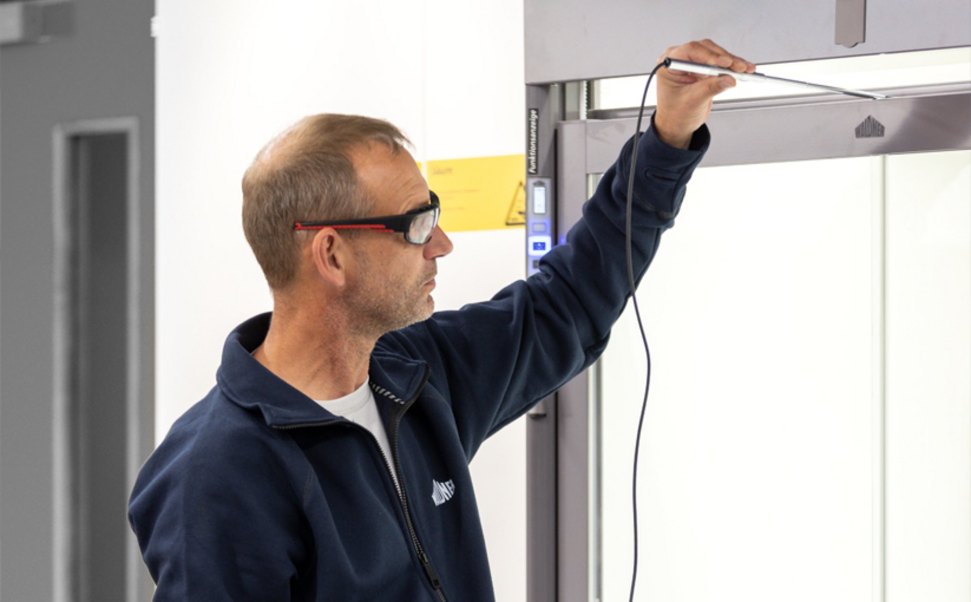 Vereinheitlichung von Abzugsvolumenstromreglern