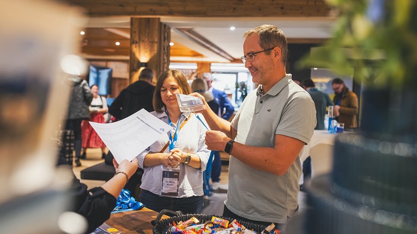 Waldner Labor Fachsymposium: Teilnehmer Check In