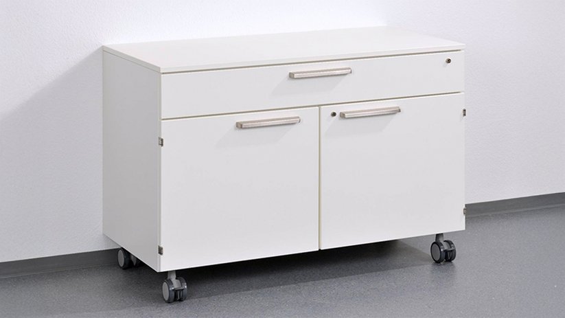 Storage cabinet with casters