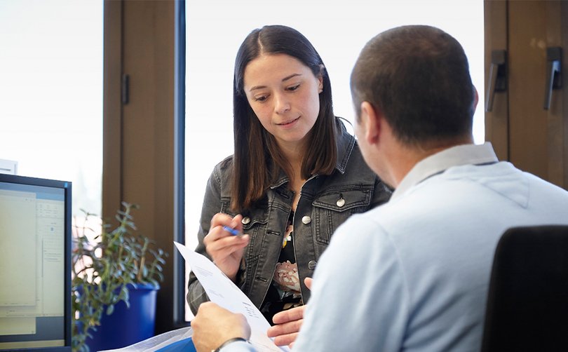 Personen im Gespräch