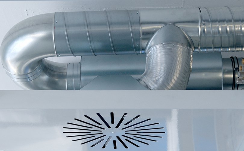 Verzweigtes Lüftungssystem mit Luftauslass