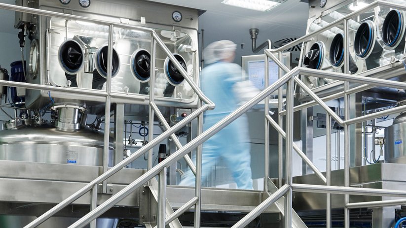 Working with gloveboxes