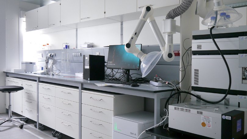 Workplace in a mobile laboratory