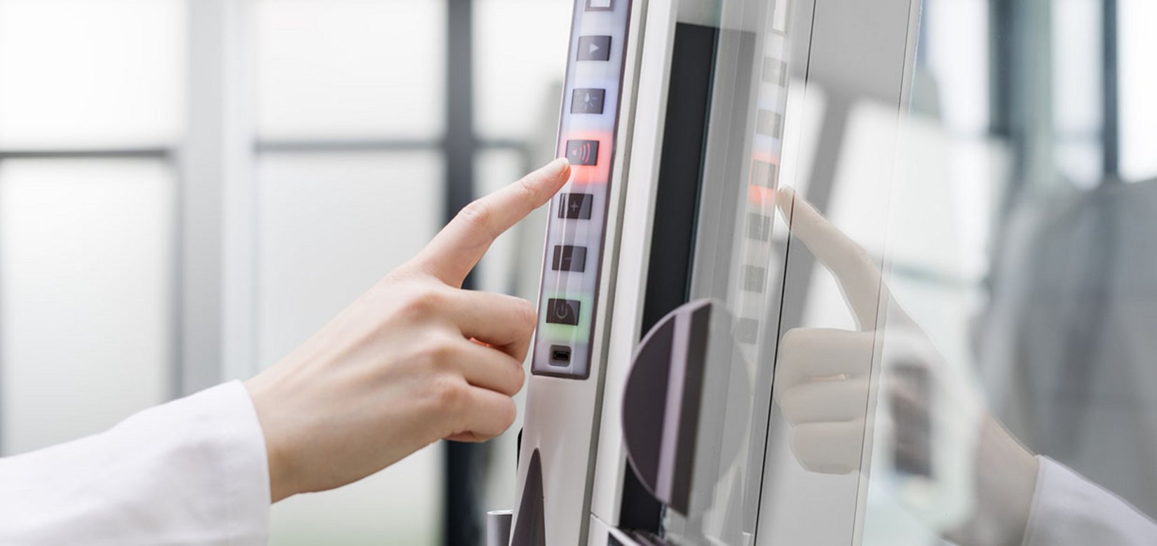 Control unit of a fume hood