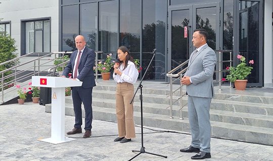 Speach Akylman Presidential School