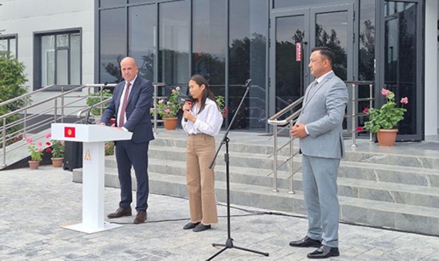 Speach Akylman Presidential School