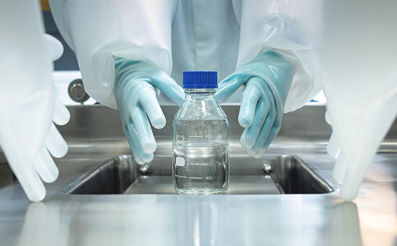 Isolator mit Gefriertrockner