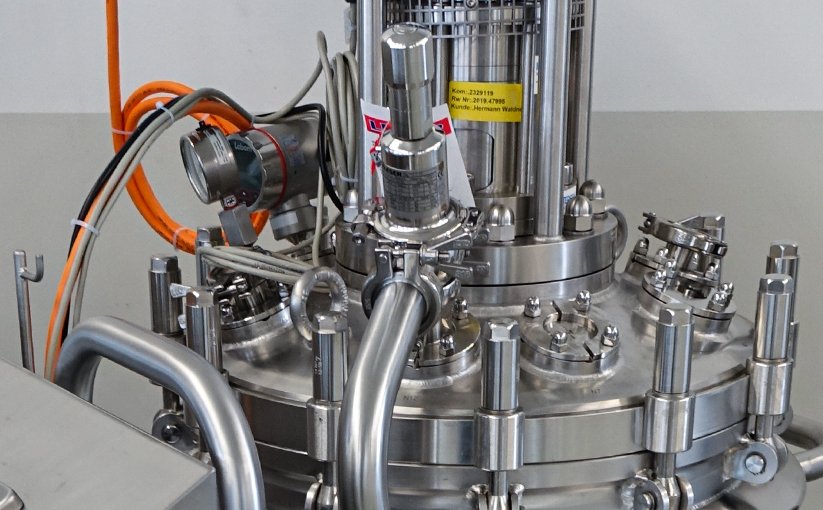 Close-up of the pressure filter