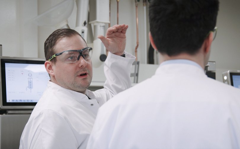 Personen im Gespräch